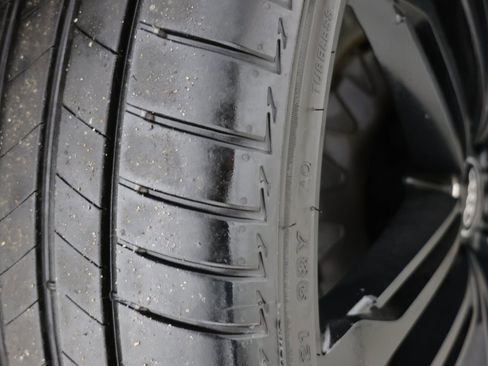 Used 2023 Audi S6 Prestige w/ Prestige Package image 15