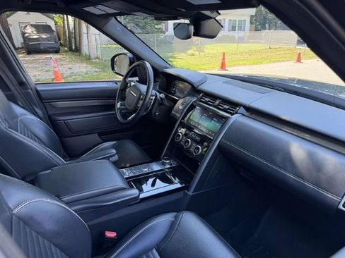 Used 2020 Land Rover Discovery HSE Luxury AWD/4WD image 11