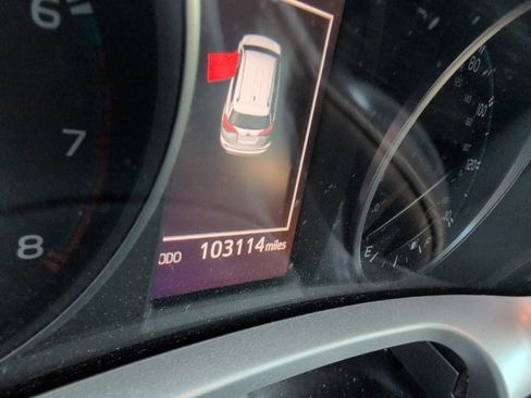 Used 2018 Toyota RAV4 XLE image 18