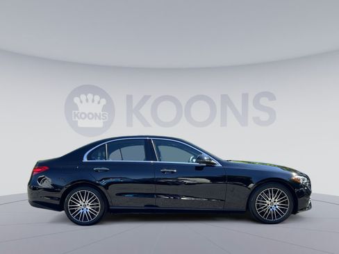 Used 2025 Mercedes-Benz C 300 4MATIC Sedan image 12