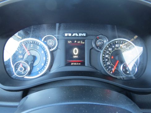 Certified 2024 RAM 2500 Big Horn w/ Night Edition image 24