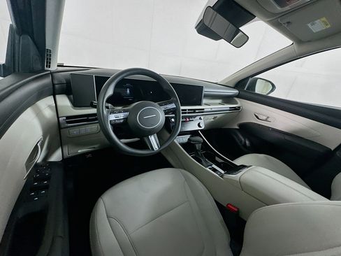 Used 2025 Hyundai Tucson SEL image 18