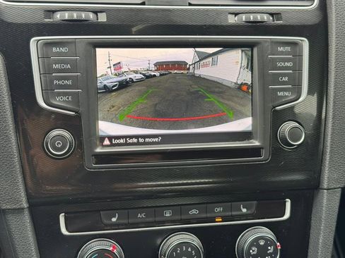 Used 2016 Volkswagen GTI S FWD image 18