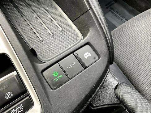 Used 2019 Honda Insight EX image 39