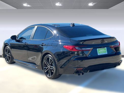 Used 2025 Toyota Camry XSE image 3