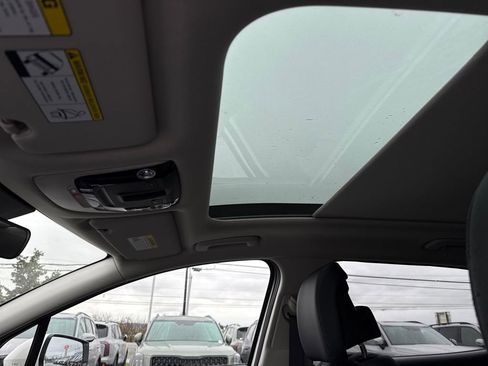 New 2026 Kia Sportage EX w/ EX Panoramic Sunroof Package image 30