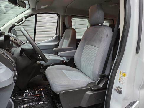 Used 2019 Ford Transit 350 XLT RWD image 16