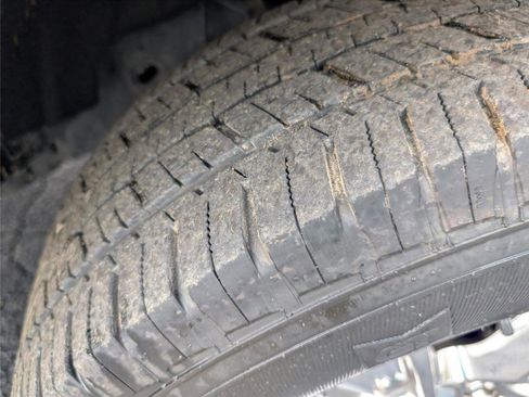 Used 2015 Ford F150 Lariat image 42