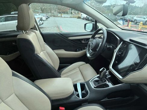 Certified 2022 Subaru Outback Limited image 6