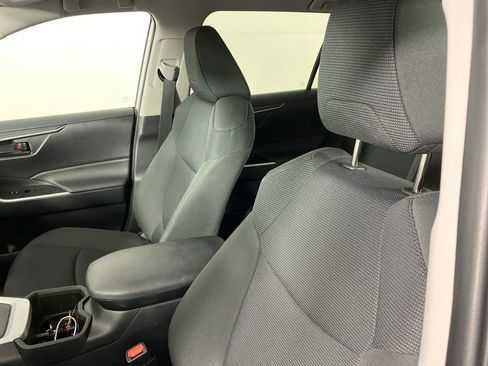 Certified 2023 Toyota RAV4 LE image 8