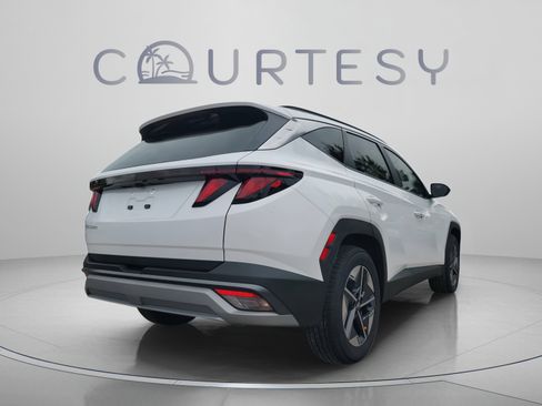 New 2026 Hyundai Tucson SEL FWD image 4