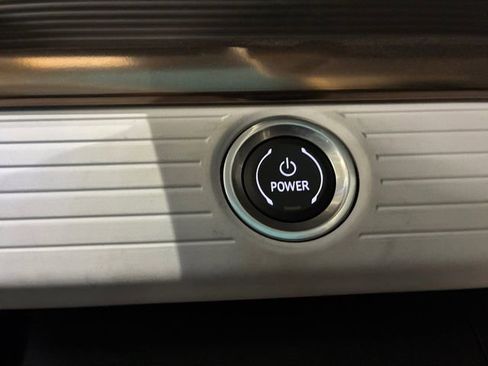 Used 2024 GMC Hummer EV 2X image 23