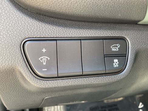 Certified 2024 Kia Seltos SX w/ SX Sunroof Package AWD/4WD image 34