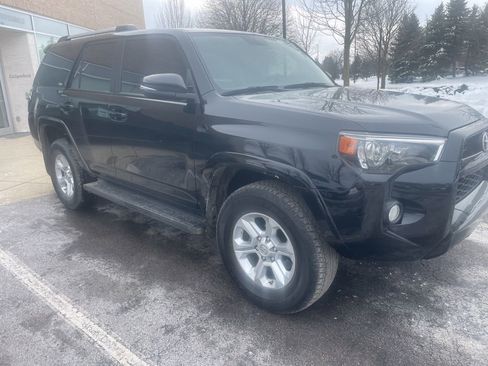 Used 2019 Toyota 4Runner SR5 image 1