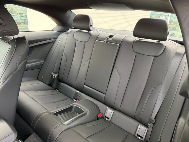 Used 2026 BMW 230i Coupe w/ Premium Package RWD image 23