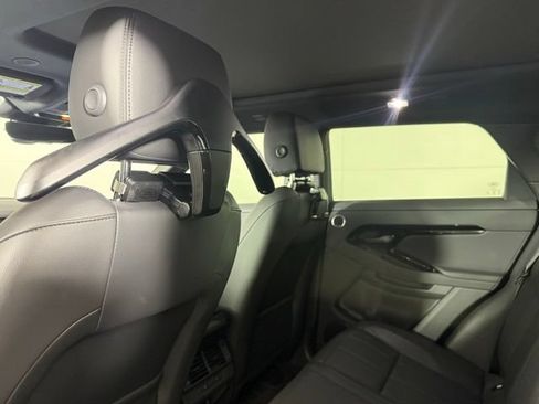 Used 2026 Land Rover Range Rover Evoque S AWD/4WD image 24