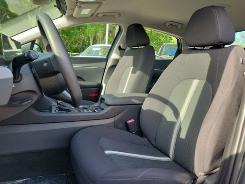 Used 2025 Hyundai Sonata SE FWD image 15