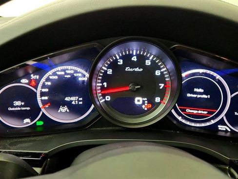 Used 2020 Porsche Cayenne Turbo image 15
