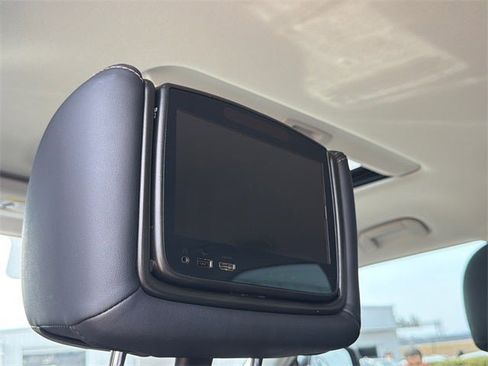 Certified 2023 Nissan Armada Platinum w/ Captain's Chairs Package image 20