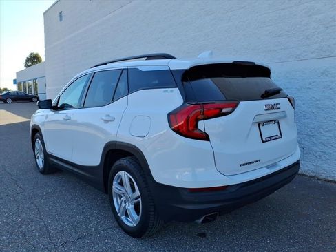 Used 2019 GMC Terrain SLE w/ Driver Convenience Package image 8
