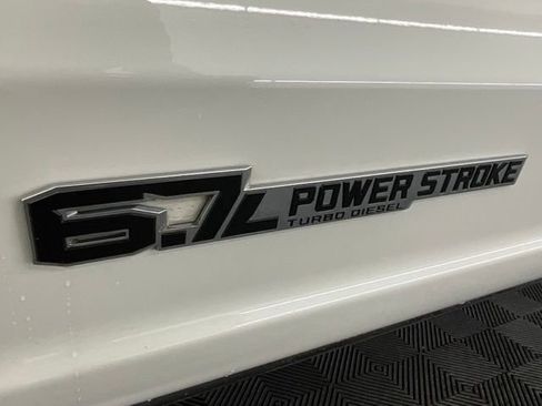 Used 2024 Ford F350 Lariat w/ Lariat Ultimate Package image 25