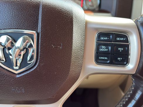 Used 2018 RAM 1500 Laramie Longhorn w/ Cold Weather Group AWD/4WD image 10