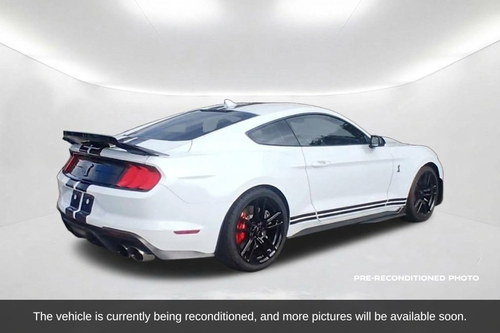 Used 2021 Ford Mustang Shelby GT500 w/ Technology Package RWD image 6