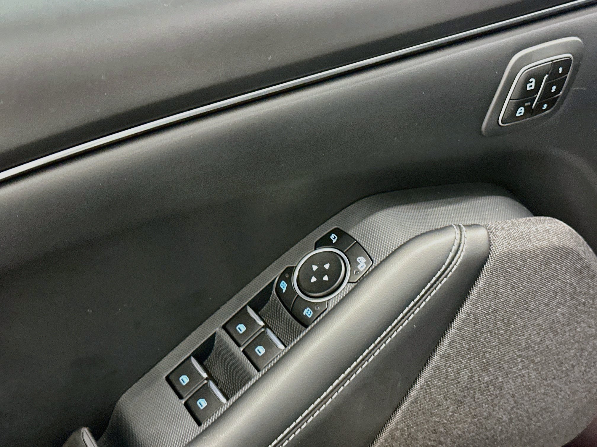 Used 2023 Ford Mustang Mach-E Premium AWD/4WD image 15