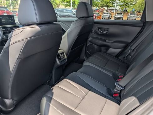 Used 2025 Acura ADX AWD image 18