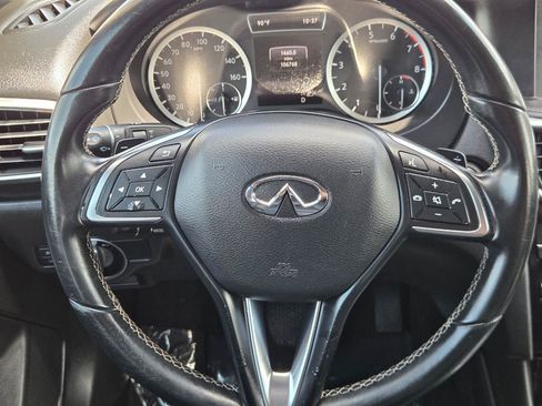 Used 2017 INFINITI QX30 Premium w/ Navigation Package AWD/4WD image 30