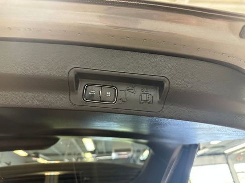 Used 2023 Ford Explorer XLT w/ Equipment Group 202A AWD/4WD image 30