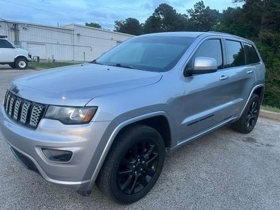 Used 2020 Jeep Grand Cherokee Altitude