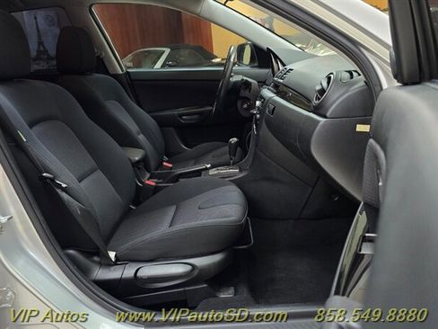 Used 2009 MAZDA MAZDA3 s Touring FWD image 16