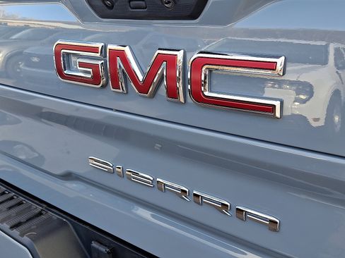 Used 2024 GMC Sierra 3500 AT4 w/ AT4 Premium Plus Package image 31