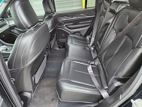 Used 2024 Jeep Grand Cherokee Limited 4xe AWD/4WD image 16