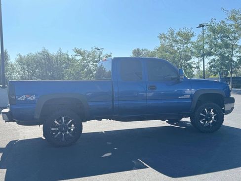 Used 2003 Chevrolet Silverado 2500 4x4 Extended Cab image 8