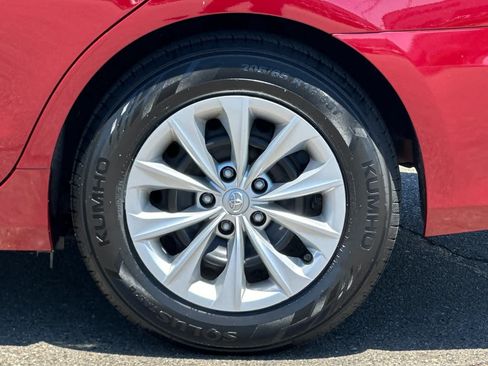 Used 2017 Toyota Camry LE FWD image 28