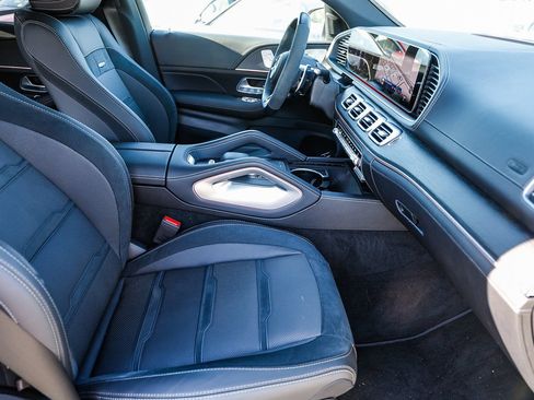 Used 2025 Mercedes-Benz GLE 53 AMG 4MATIC Coupe image 17