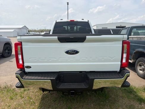 Certified 2025 Ford F350 XL AWD/4WD image 9