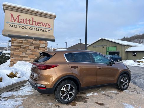 Used 2020 Kia Sportage LX w/ LX Popular Package image 5
