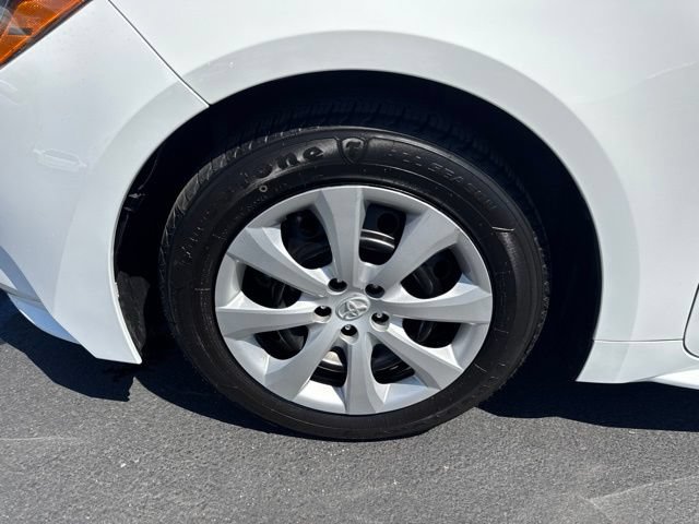 Used 2024 Toyota Corolla LE FWD image 23