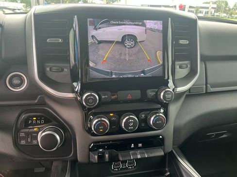 Used 2022 RAM 1500 Big Horn AWD/4WD image 5