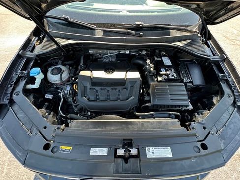 Used 2020 Volkswagen Tiguan SE FWD image 33
