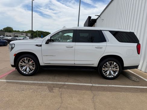 Used 2021 GMC Yukon Denali AWD/4WD image 3