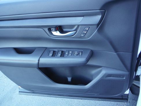 Used 2025 Honda CR-V Sport-L image 17