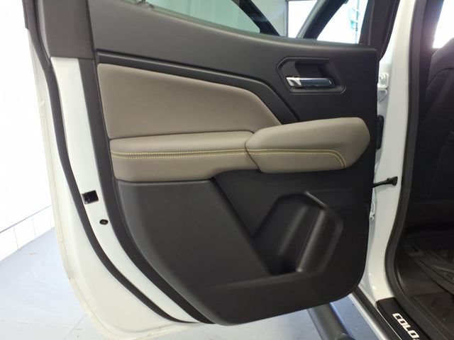 Used 2024 Chevrolet Colorado ZR2 w/ ZR2 Convenience Package III AWD/4WD image 17