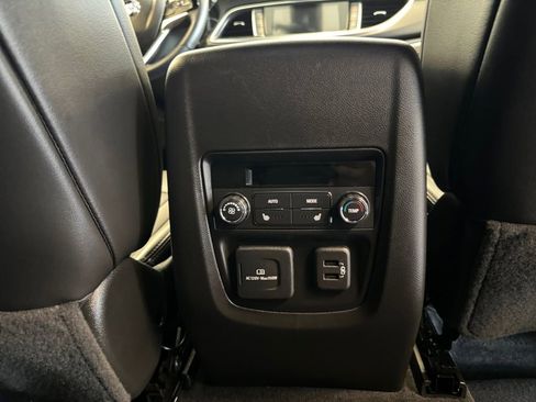 Used 2023 Buick Enclave Avenir w/ Trailering Package, 5000 lbs. image 23