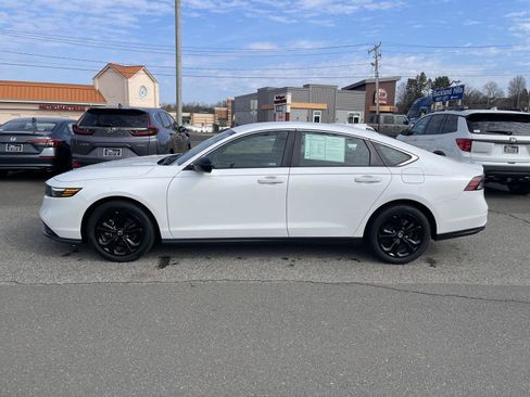 Used 2023 Honda Accord LX image 17