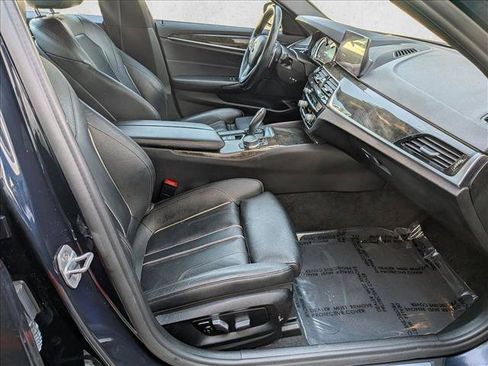 Used 2018 BMW 530e w/ Premium Package 2 RWD image 20