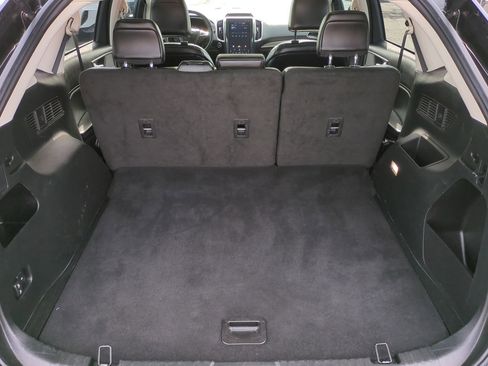 Certified 2022 Ford Edge SEL image 13